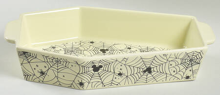 Mickey Spider Web 2 Qt Coffin Shaped Figural Baker No Lid