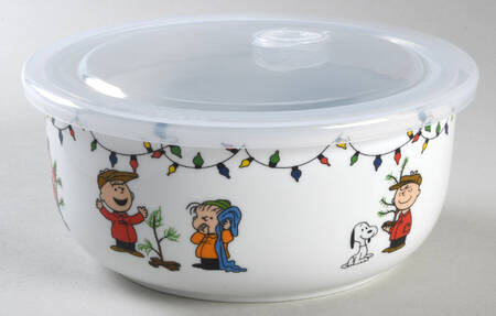 Peanuts Christmas 32 Oz Round Plastic Microwave Bowl w/Vent Lid
