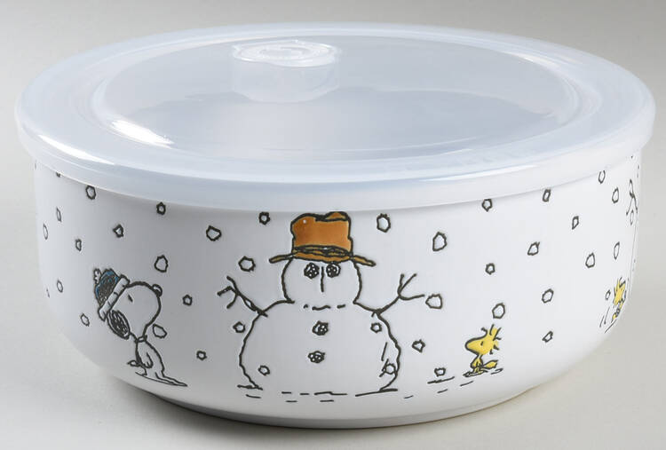 Peanuts Christmas 32 Oz Round Plastic Microwave Bowl w/Vent Lid