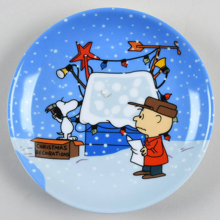 Peanuts Christmas Appetizer Plate