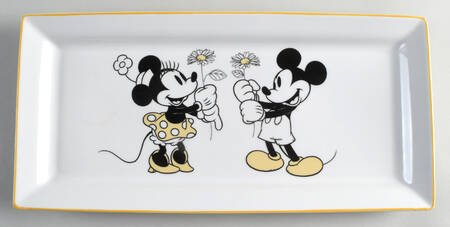 Mickey and Minnie Daisy Chain Rectangular Tray