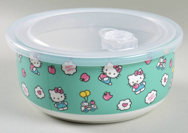 Hello Kitty 32 Oz Round Plastic Microwave Bowl w/Vent Lid