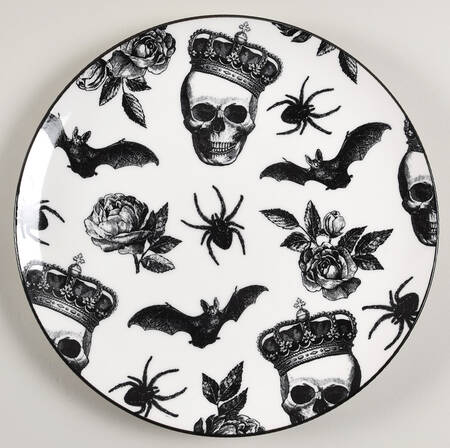 Bats and Spiders by Zrike