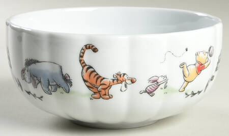 Winnie the Pooh Walk Along Soup/Cereal Bowl