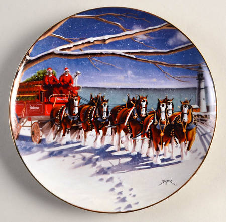 Annual Budweiser Holiday Plate Lighting The Way Home - Boxed