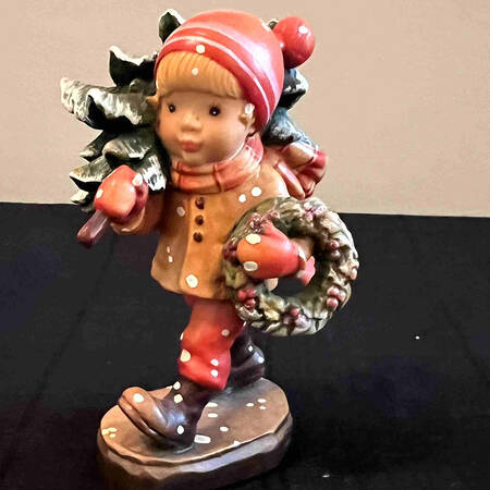 Sarah Kay Figurines Holiday Cheer-4" - With Box