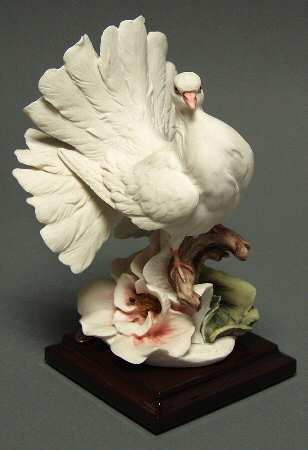 Doves Dove On Flowers - With Box