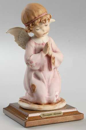 Angels Kneeling Little Angel - Boxed