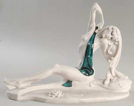 Women Swan Lake - Boxed