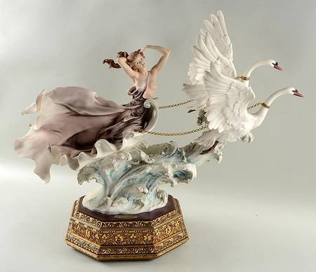 People with Animals-Birds The Triumph Of Venus - Boxed