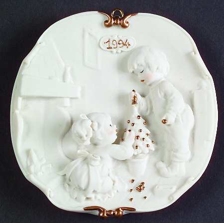 Christmas Ornament 1994-Christmas Tree-Children Wtih Tree - Boxed