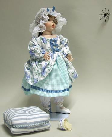 Lawton's Nursery Rhymes Little Miss Muffet - Boxed
