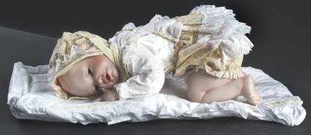 Yolanda's Picture Perfect Babies Lisa - Boxed