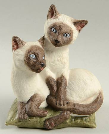 Aynsley Figurines Siamese Kittens - Boxed