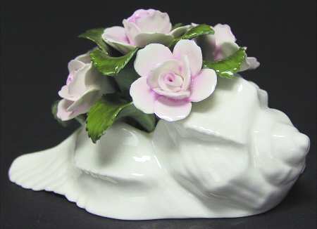 Aynsley Figurines Shell With Roses - Boxed
