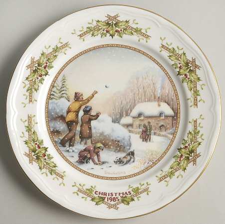 Aynsley Christmas Plate Snowballing - Boxed