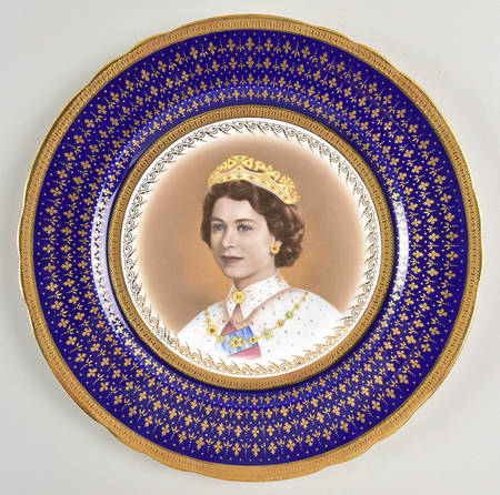 Aynsley Royalty Giftware Elizabeth Ii-Coronation Plate Blue/White - No Box