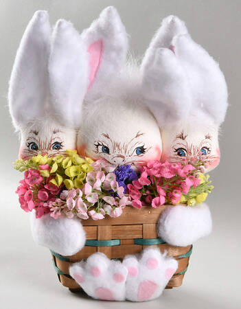 Analee Easter Dolls Bunny Spring-Wall Hanging - No Box