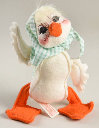 Analee Easter Dolls Mom Duck-Green Checked Scarf - No Box 54a