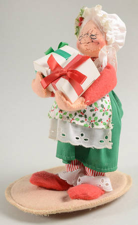 Santa and Mrs Santa Mrs Claus With Presents - No Box