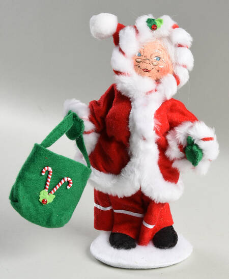 Santa and Mrs Santa Mrs Santa Peppermint Twist  - No Box