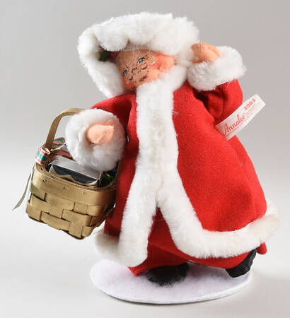 Santa and Mrs Santa Mrs Santa Christmas Delights - No Box