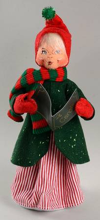 People Christmas Caroler Mom - No Box