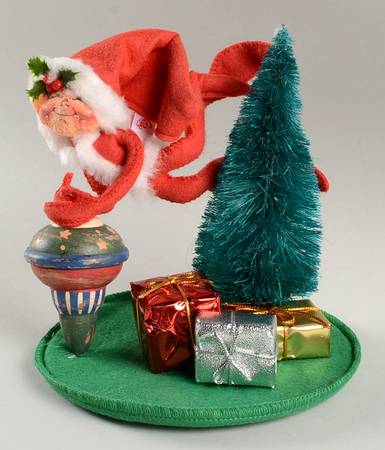 Elves & Gnomes Spinning Christmas Joy - No Box