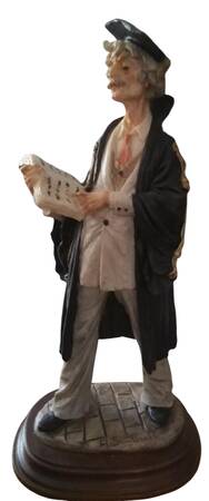 A Santini Sculptures Professor - No Box