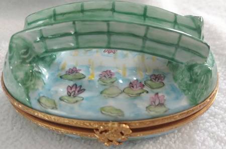 Artoria Limoges Boxes Water Lily Garden - With Box