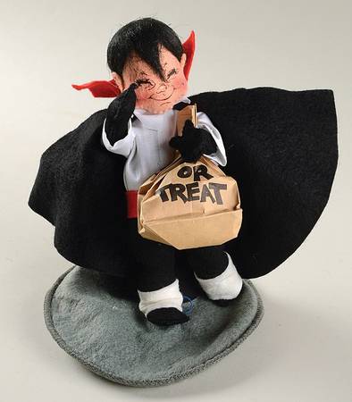 Annalee Halloween Dolls Dracula Kid With Trick Or Treat  - No Box