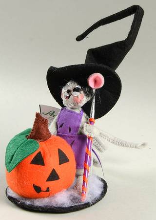 Halloween Mice Pumpkin Painter Witch Mouse - No Box