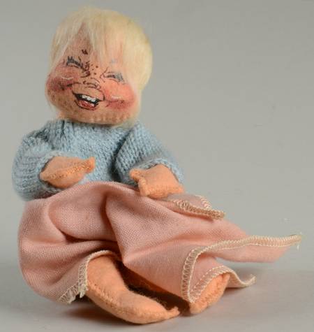Annalee Dolls 1987 Baby In Sweater Blanket - No Box