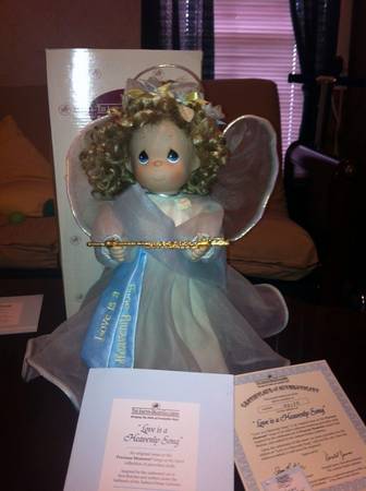 Songs of the Spirit Love Is A Heavenly Song - Boxed