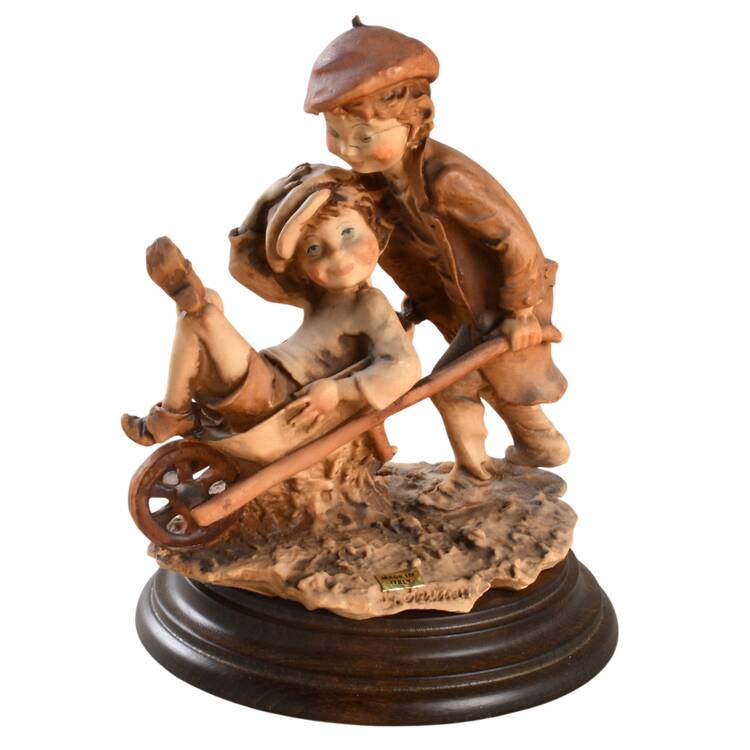 Gulliver's World Wheelbarrow Boys - No Box
