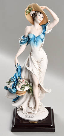 Figurine of the Year 2002-Joy - Boxed