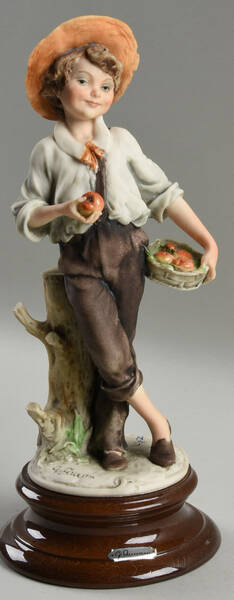 Men Country Boy With Apples-Brown Pants - No Box