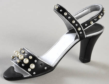 Steppin' Out Nightlife - Boxed
