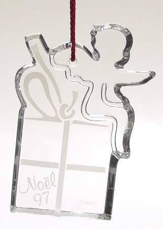 Baccarat Annual Ornament Noel-Gift Box With Cherub - Boxed
