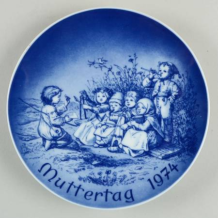 Bareuther Mothers Day Plate Musical Children - Boxed