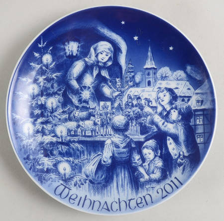 Christmas Plate Children Of The Christmas Market - No Box