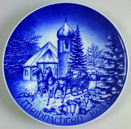 Christmas Plate Black Forest Church - No Box