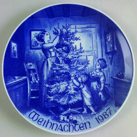 Christmas Plate Decorating The Tree - Boxed