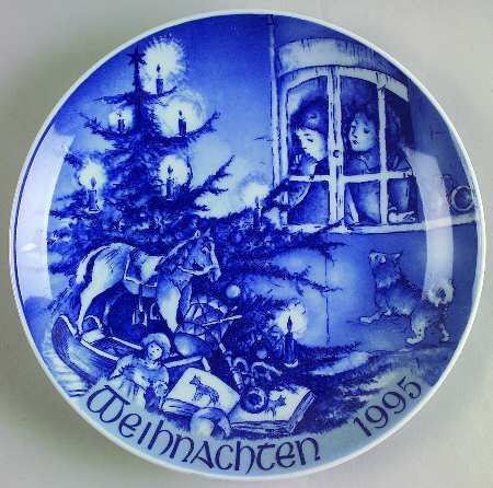 Christmas Plate Looking For Christmas - Boxed