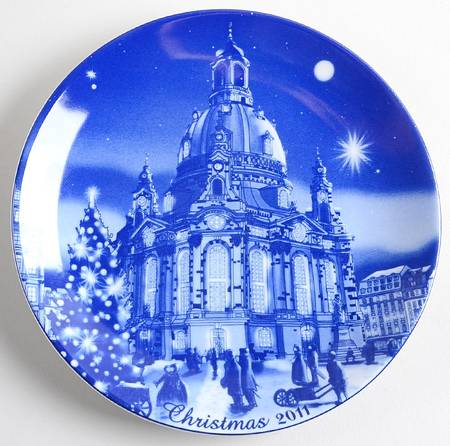German Christmas Plates Christmas Eve In Dresden - With Box