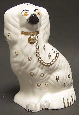 Beswick Figurine Old English Dog-Right - Boxed