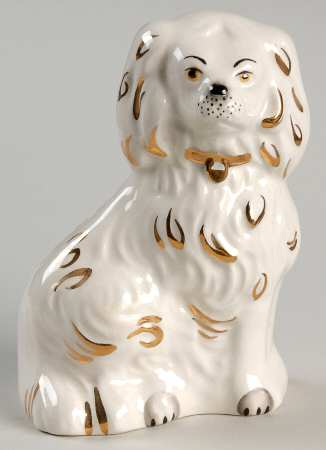 Beswick Figurine Old English Dog-Facing Left - Boxed