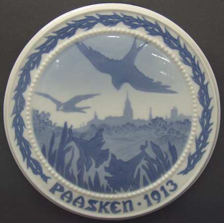 Easter Plates 1913-When The Black Swallow Comes - No Box