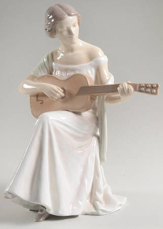 Occupations Woman With Guitar - No Box