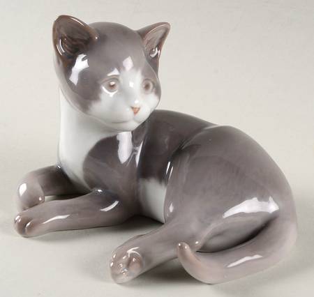 Cats Gray Kittern Lying - No Box